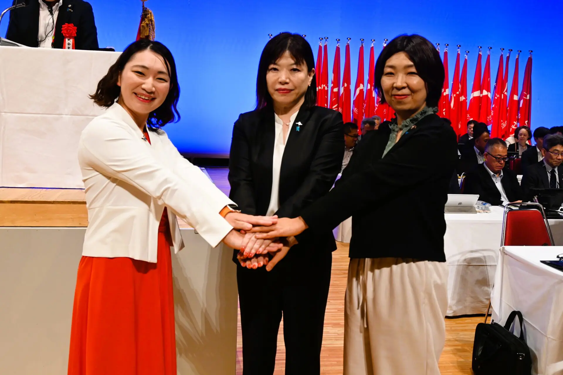 永島会長、堂込議員、宮田さん